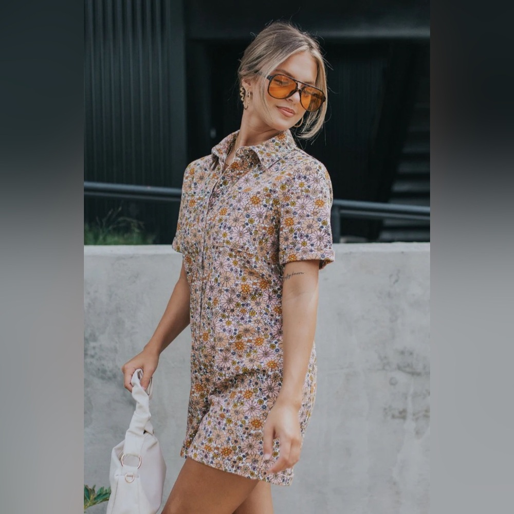 Storia Orange, & Coral Floral Denim Romper SZ S